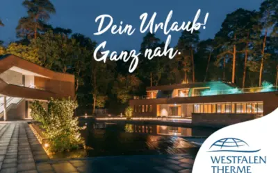 Moderne Therme bei Nacht. Ein **Sauna Gutschein** für Entspannung im Westfalen Therme.
