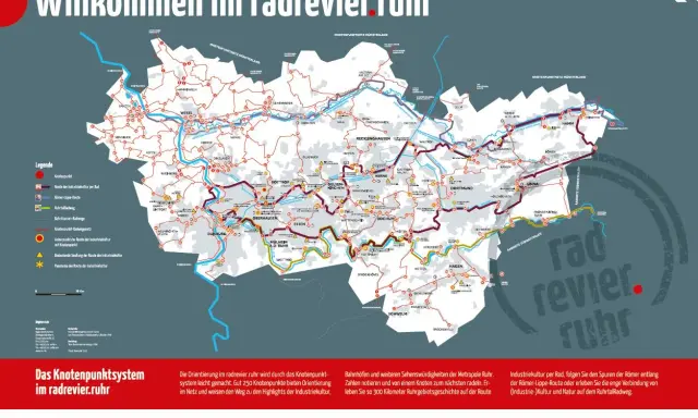 Karte des radrevier.ruhr mit Radwegen, Knotenpunkten und Highlights der Industriekultur.